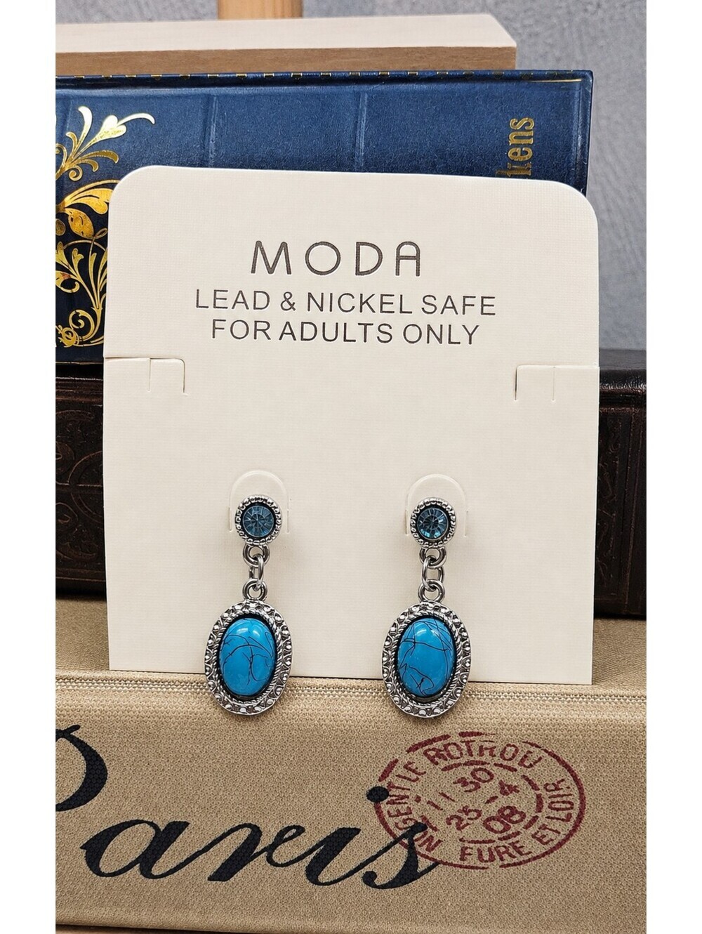 MODA Turquoise Blue Stone Silver Tone Dangle Earrings Boho Southwestern